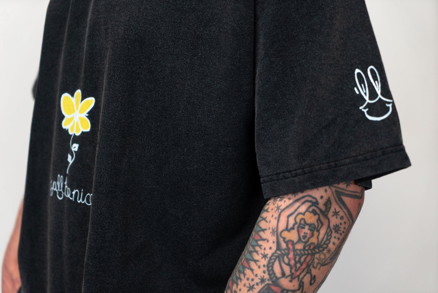 Y'all Be Nice "Flower Raw Edge Hem Tee"